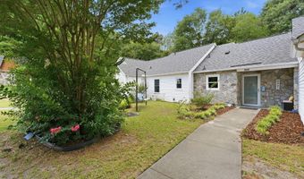 906 Cedar Ct, Aberdeen, NC 28315
