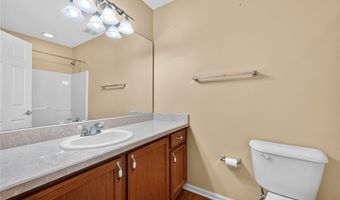 500 Glen Hollow Cir, Aurora, OH 44202