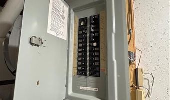 18 Palmer Cir, Hopkinton, RI 02832