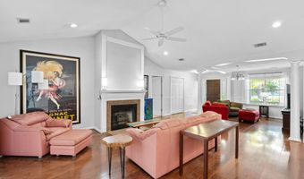 60 Thomas Sumter St, Beaufort, SC 29907