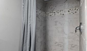 794 N GRANTLEY St, Baltimore, MD 21229