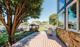 8414 Gallant Fox Dr, Indianapolis, IN 46217