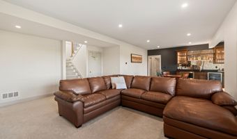 642 Xavier Pl, Ames, IA 50014