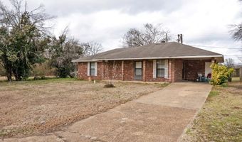 202 Gay St, Batesville, MS 38606