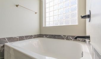 272 Burnage Ln, Alamogordo, NM 88310