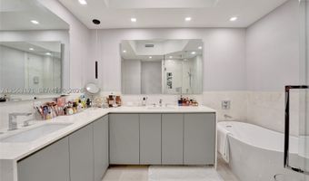 19900 E Country Club Dr Ts16, Aventura, FL 33180
