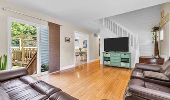 16 SHELLI Ter, Barnegat, NJ 08005
