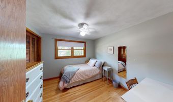 826 Minnie Maddern St, Albert Lea, MN 56007