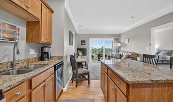 1 Francis Dr 405, Andover, MA 01810