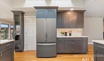 889 E Chardie Rd, Boise, ID 83702