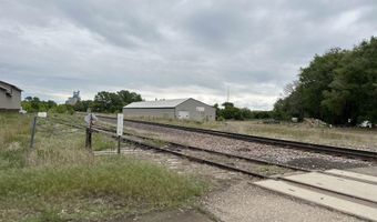 601 E 10th St, Alton, IA 51003