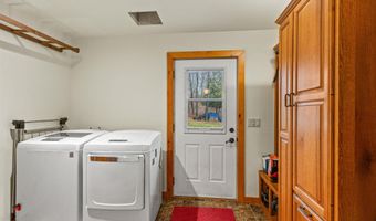 8840 SPRING LAKE Rd, Amherst, WI 54406