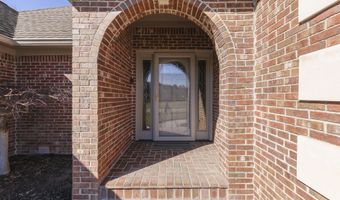 8896 Classic View Dr, Indianapolis, IN 46217