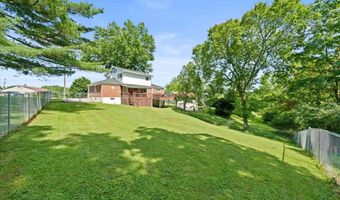 102 Hillcrest Rd, Aurora, IN 47001