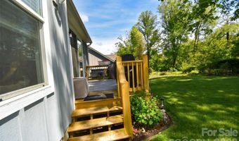 123 White Oak Road Ext, Arden, NC 28704