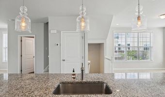 2805 Rathmore Ln, Ann Arbor, MI 48105
