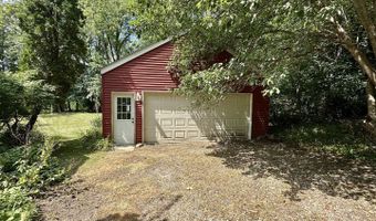 632 Oceola Dr, Algonquin, IL 60102