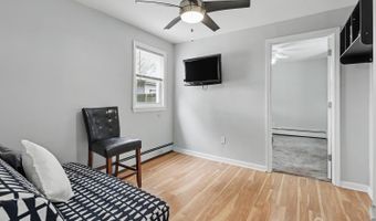 18 Tappen St, Avenel, NJ 07001