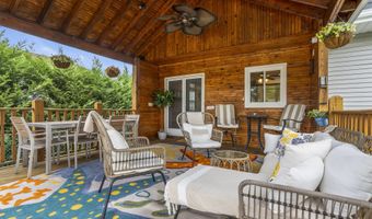 854 Main St, Belford, NJ 07718