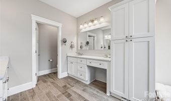 741 Fawns Glen Pl, Clover, SC 29710