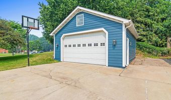 13423 Dominica Way, Apple Valley, MN 55124