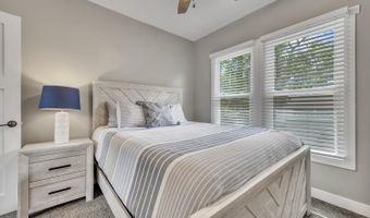 41 Dewey St, Arnolds Park, IA 51331