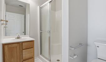 934 N LONGFELLOW St, Arlington, VA 22205
