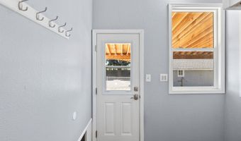 11007 SE MCCREARY Ln, Boring, OR 97009