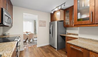 1405 E Central Rd 222C, Arlington Heights, IL 60005