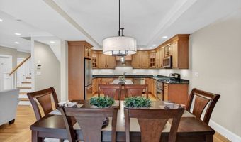 3 Caileigh Ct 3, Andover, MA 01810