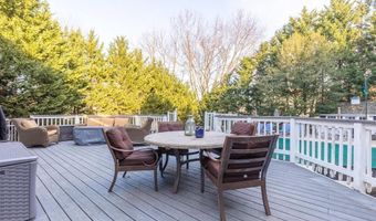 3 HEATHERSTONE Way, Hockessin, DE 19707