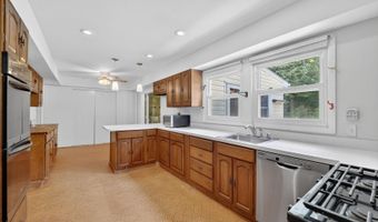 2922 BARRISTER Ln, Bowie, MD 20715