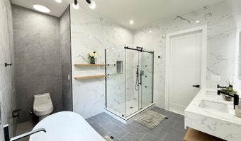 8908 MOHAWK Ln, Bethesda, MD 20817