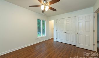 129 Colony Dr, Arden, NC 28704