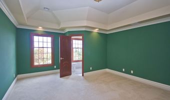 81 Potts Rd, Allentown, NJ 08501