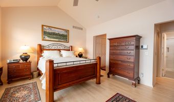 2222 Stonebridge Dr N, Ann Arbor, MI 48108