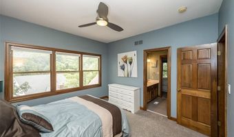 639 Wood Fern Dr, Ballwin, MO 63021