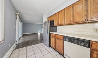 1109 Waterbury Rd APT 1A, Cheshire, CT 06410