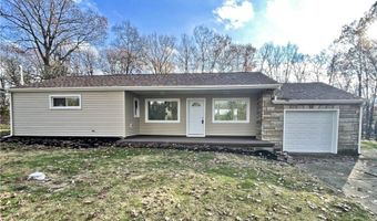 4949 E Radio Rd, Austintown, OH 44515