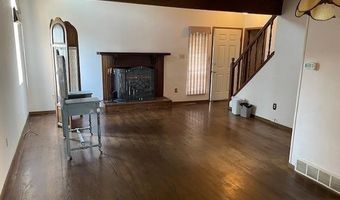 1020 Carriage Ln, Casper, WY 82609
