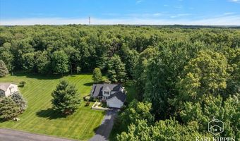 8150 Country Pine Dr SE, Alto, MI 49302