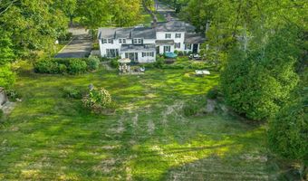 561 Middlesex Rd, Darien, CT 06820