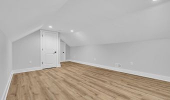 400 Anchor Ave, Beachwood, NJ 08722