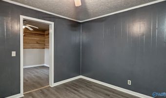 18222 McMunn Ln, Athens, AL 35614