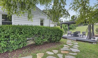 299 Old Eleven Dr, Abingdon, VA 24210