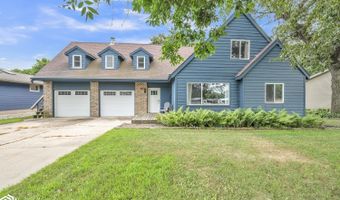497 Rohr St, Arnolds Park, IA 51331