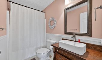 6092 Martha N Dr, Aurora, IN 47001