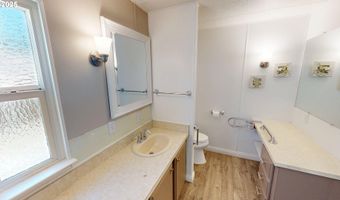 16131 W HOFFELDT Ln 27, Brookings, OR 97415