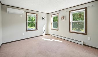 2 N Broadway, Atkinson, NH 03811