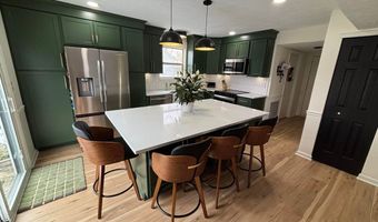 5004 Plantation St, Anderson, IN 46013